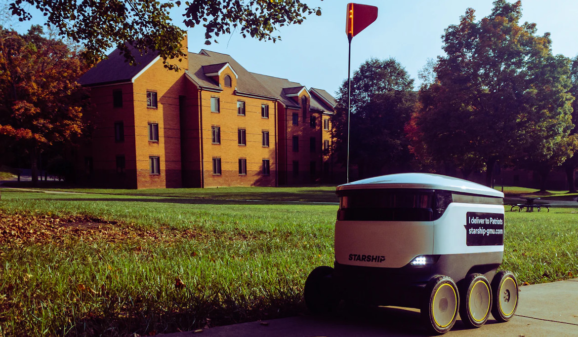 Autonomer Essenslieferroboter für die Zustellung von Speisen